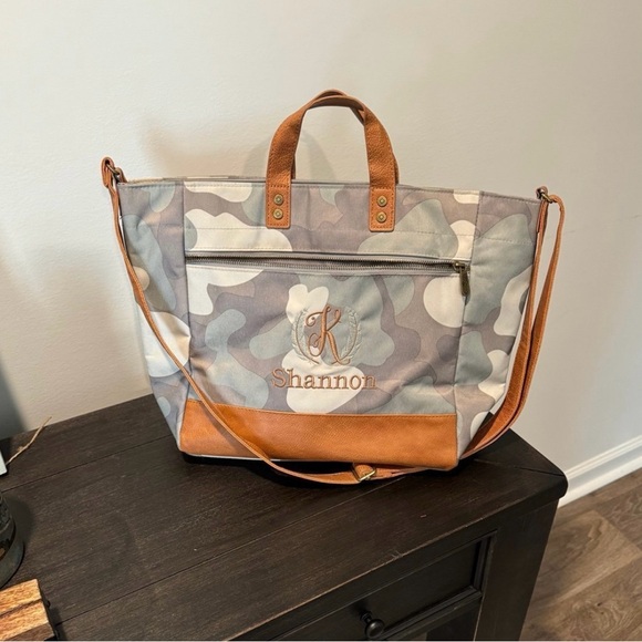 Thirty One Step Up Tote in Soft Camo with Monogram in Caramel Thread! Preowned!! - Picture 2 of 9